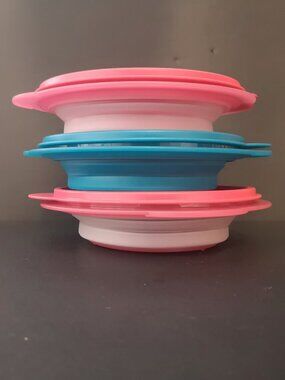 Tupperware Set of 3 Flat Out Collapsible Bowls with Covers 700ml Pink & Blue